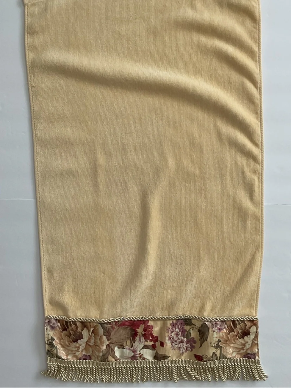 Aussino Hand Towels 3 Yellow Fringe Trim